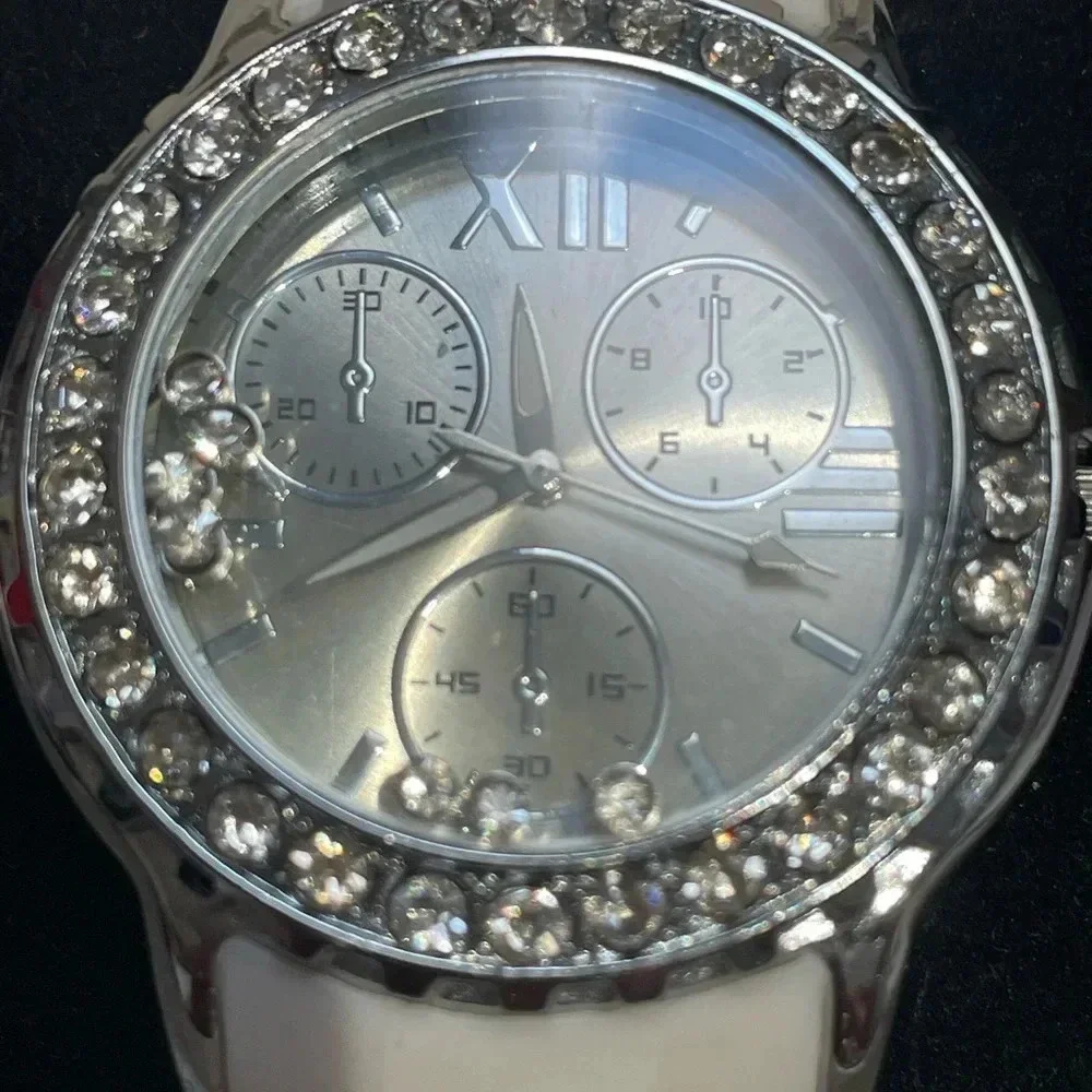 Gracie Lynn Watch White Buckle Band Round Face Silver Toned Rhinestones